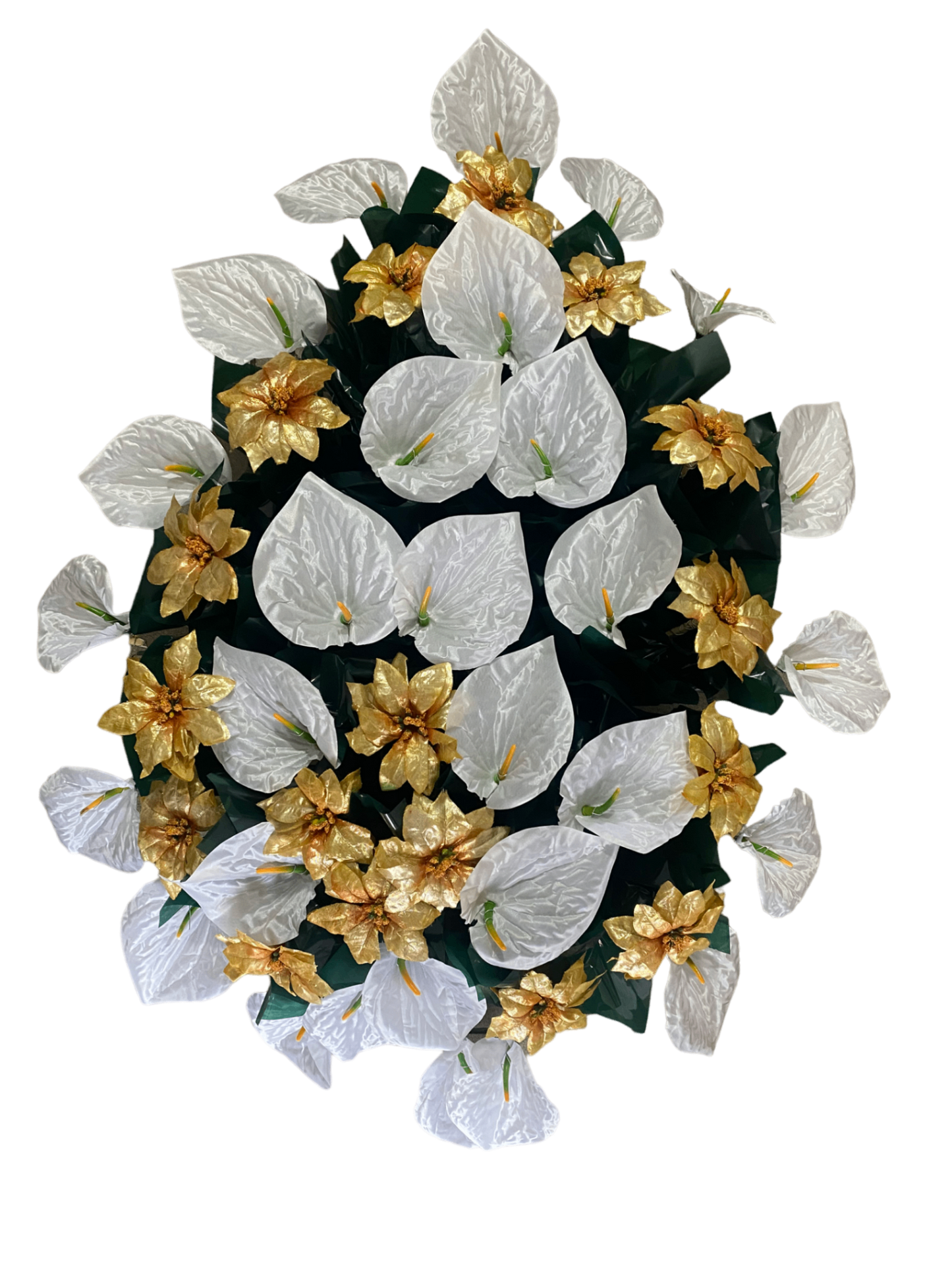 Coroana funerara artificiala realizată din anthurium alb din pânză groasă și apretată de culoare albă și crăciniță de culoare argintie