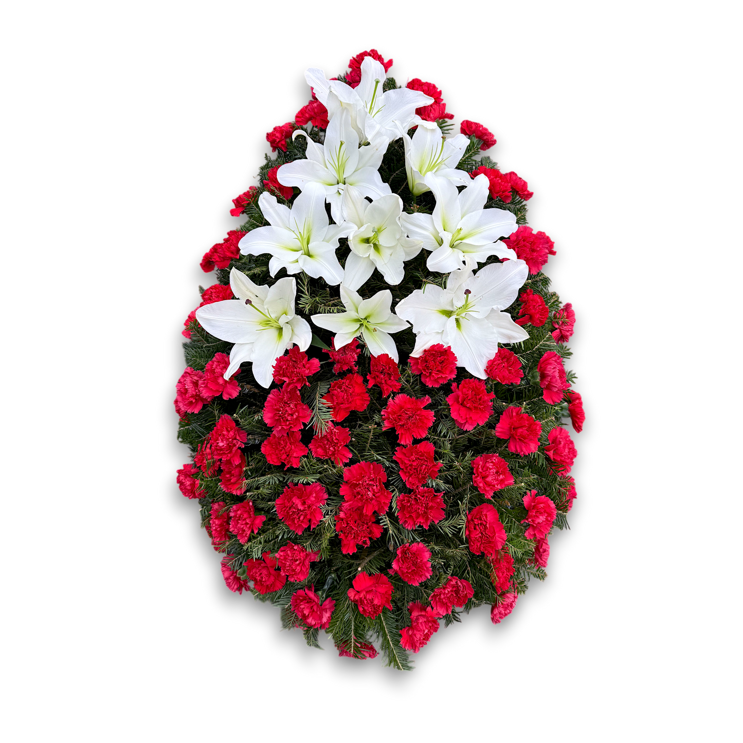 Coroana funerara naturala din crini pe mijloc si garoafe albe pe margine cu brad natural