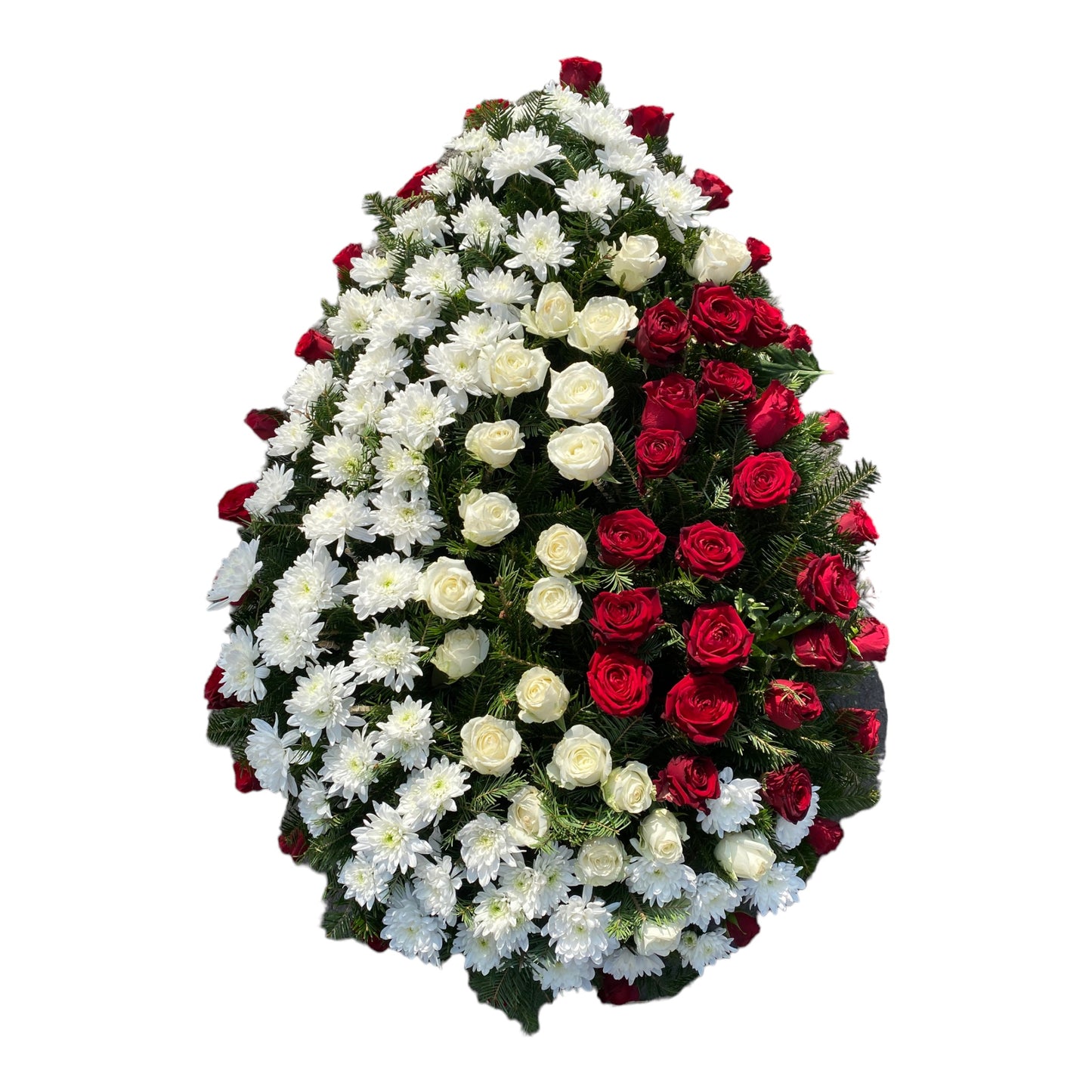 Coroana naturala realizată din trandafiri roșii (#ED2939) și alb-crem (#FFFDD0) si crizanteme albe (#FAFBFD).