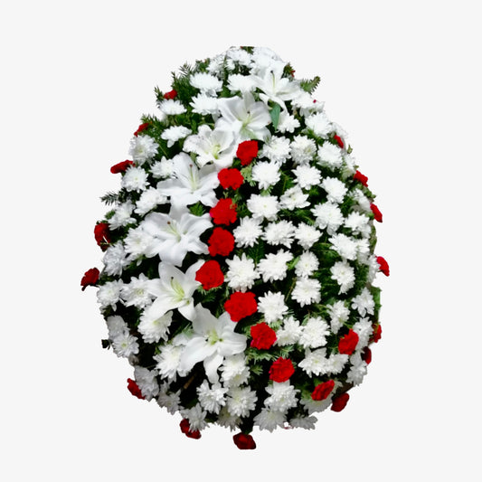 coroana funerara naturala cu model unic realizat din crini albi, garoafe rosii si crizantema alba